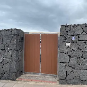 Villa Lía, Famara